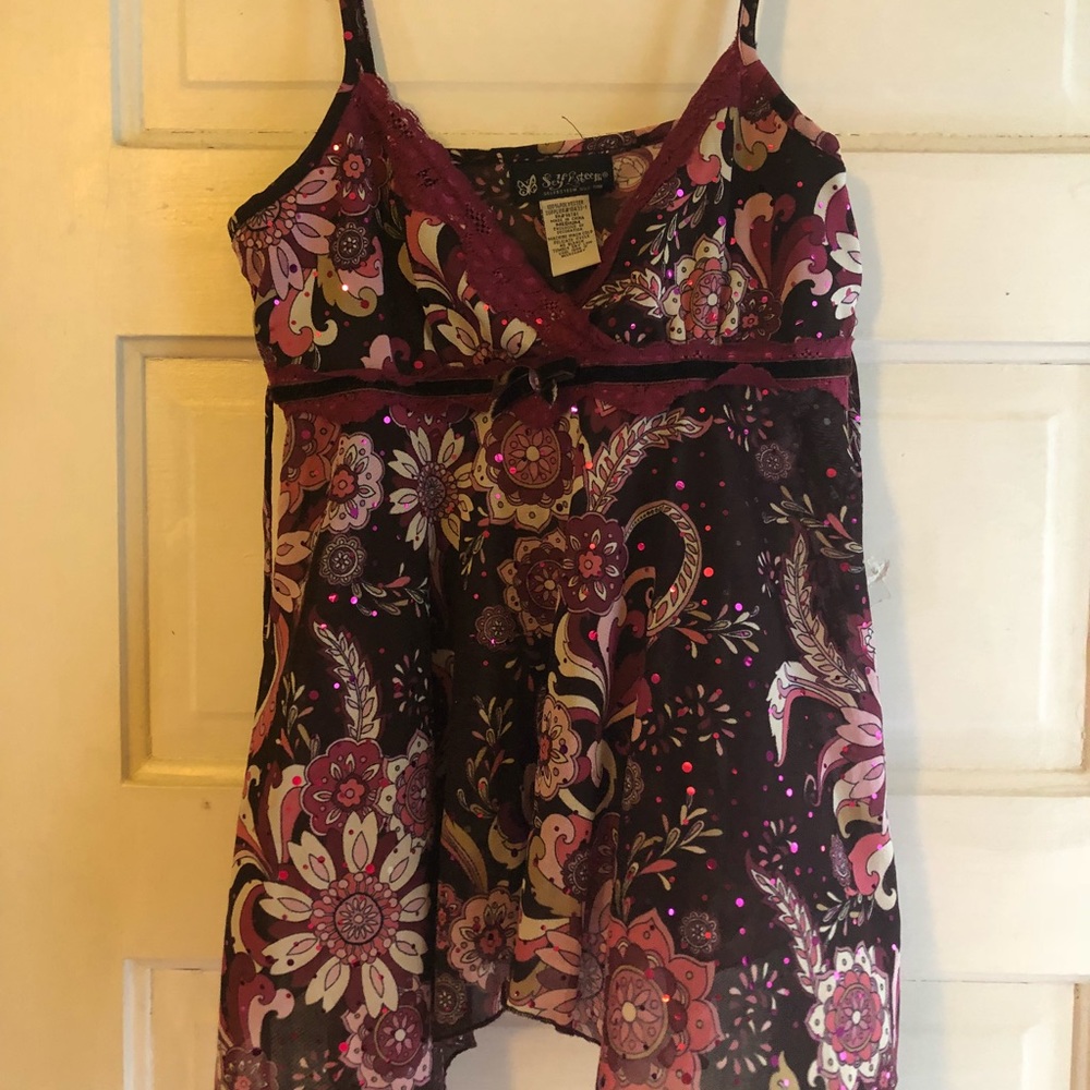 Ladies fashion tank top